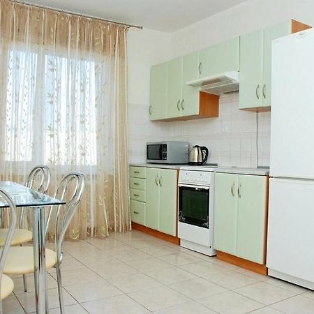 2-Komnatnye Apartamenty Alladin - Pozniaki Kiev Exterior foto
